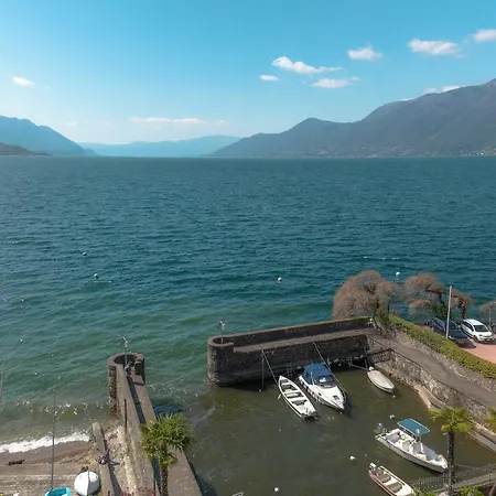 Appartement At The *