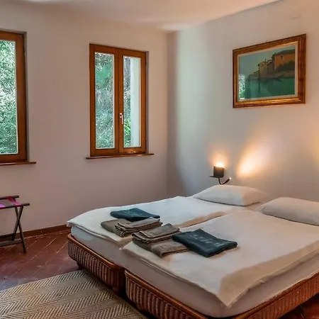 At The Apartmán Maccagno